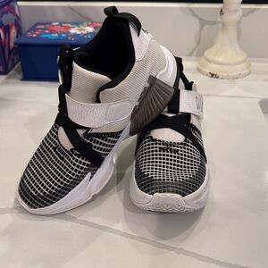 LeBron James Nike Kids Black and White Sneakers - Velcro